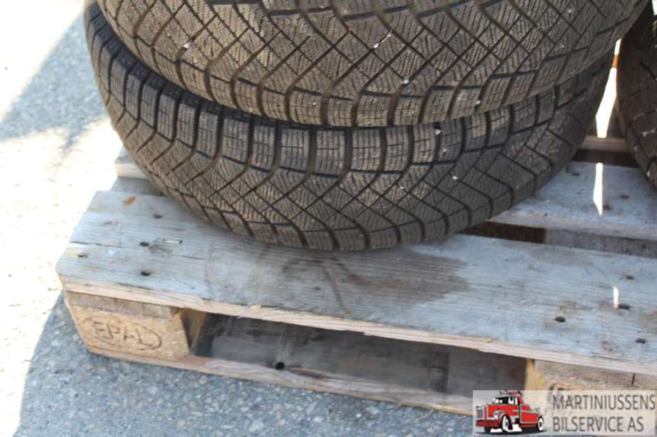 Dekk til Annet Dekk vinter piggfri 0-->>  (ICE ZERO|205/55R16 7MM|PIRELLI)
