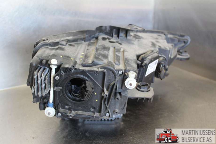 Frontlykt venstre xenon til Audi A3 2012-2016 (Type III, Fase 1) (AUDI|8V0.941.773.J||8V0 941 773 J)