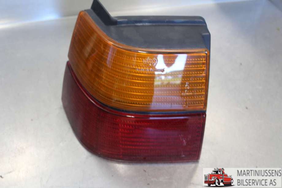Baklykt venstre til VW Corrado 1988-1995 (VOLKSWAGEN||535945257)