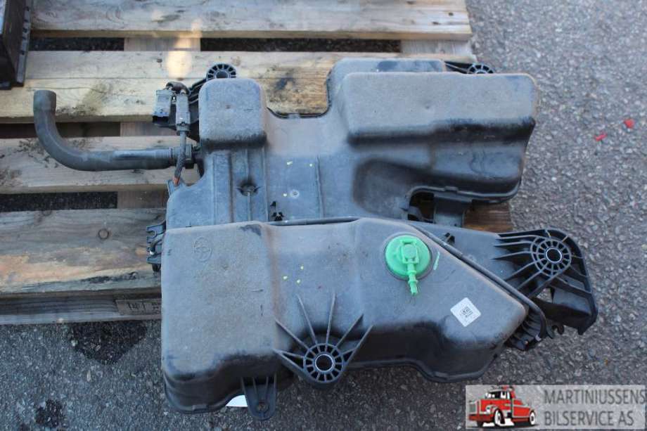 AdBlue tank til Toyota Proace 2016-->> (Type II) (TOYOTA|98 183 661|)