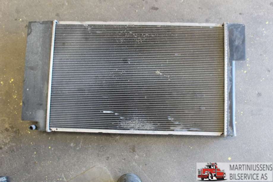 Radiator (manuell gir) til Toyota Corolla 2007-2013 (TOYOTA|164000N060|)