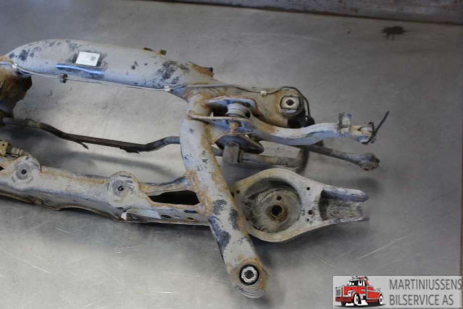 Bakaksel til VW Golf VI 2008-2012 (VOLKSWAGEN|5N0 505 235 AC|)