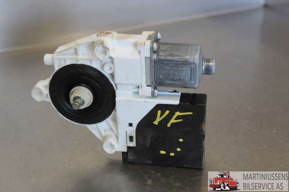 Ruteheis venstre til VW Golf VI 2008-2012 (VOLKSWAGEN|1K5 837 402 BC|)
