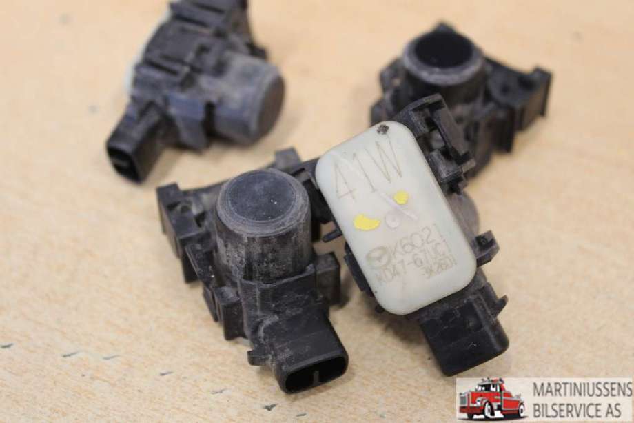 Parkeringssensor bak til Mazda CX-5, 2012-2017 (Type I) (MAZDA|KD47-67UC1)