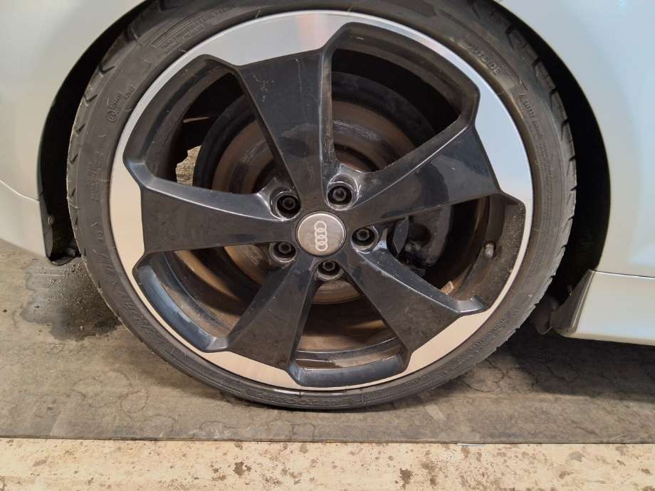 Hjulsett aluminium sommer til Audi A3 2009-2012 (Type II, Fase 2) (AUDI|)