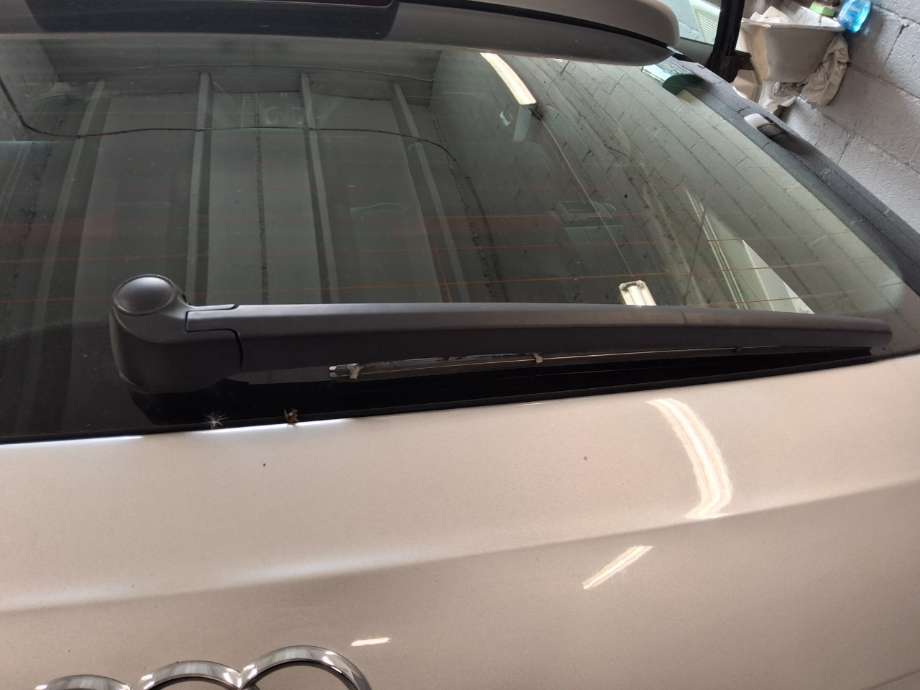 Viskerarm bakrute til Audi A3, 2009-2012 (Type II, Fase 2) (AUDI|)