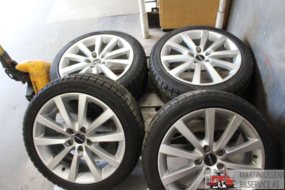 Hjulsett aluminium vinter til VW Golf VII 2012-2017 (Fase 1)  (VOLKSWAGEN|ICEGUARD IG53|225/45R18 8MM|YOKOHAMA)