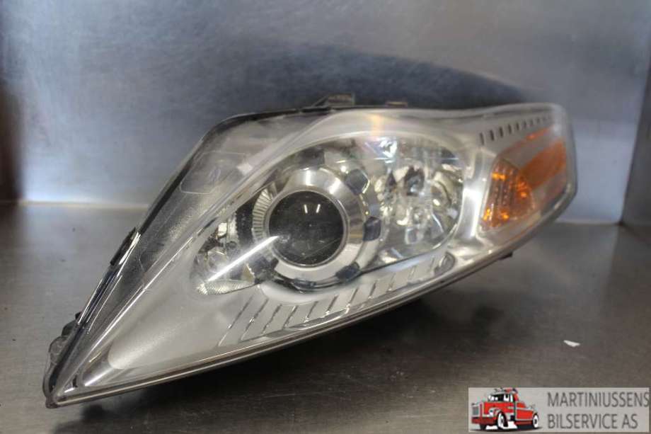 Frontlykt venstre xenon til Ford Mondeo, 2011-2014 (Type IV, Fase 2) (FORD|)
