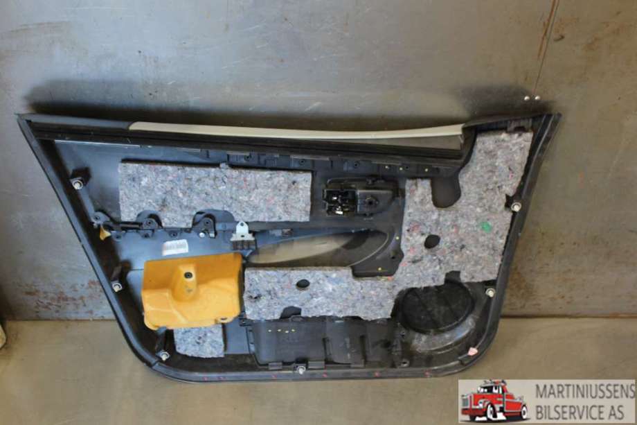 Dørtrekk høyre til Toyota Yaris 2012-2014 (Type III, Fase 1)  (TOYOTA|67610-0DC20-J0|)