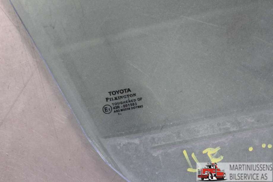 Siderute høyre foran til Toyota Yaris 2012-2014 (Type III, Fase 1) (TOYOTA||43R-001583)