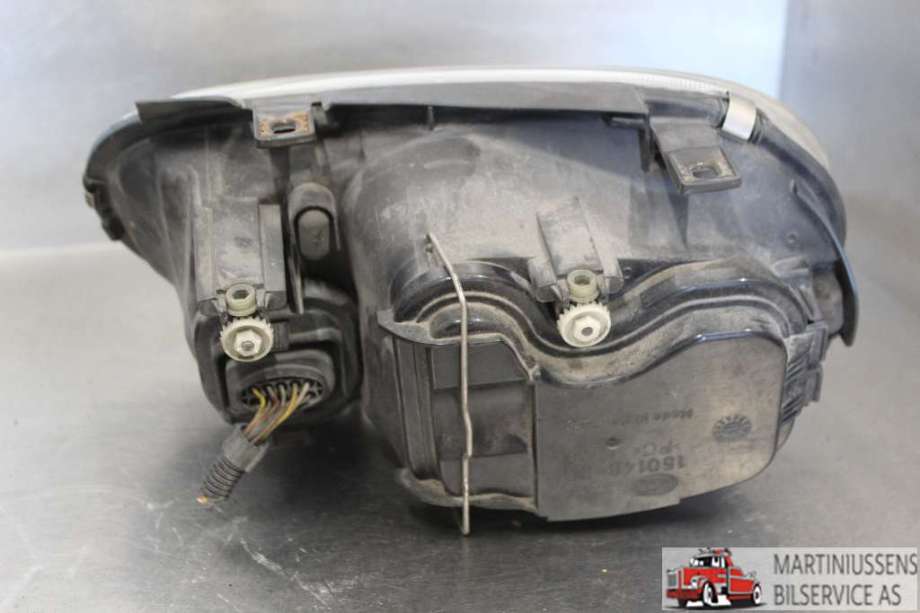 Frontlykt høyre halogen til VW Golf IV 1998-2003  (VOLKSWAGEN|)