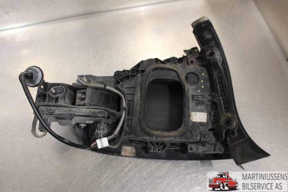 Batterilader inntak/luke til Kia EV6 2021-->>  (KIA|695C0CV010SWP|)