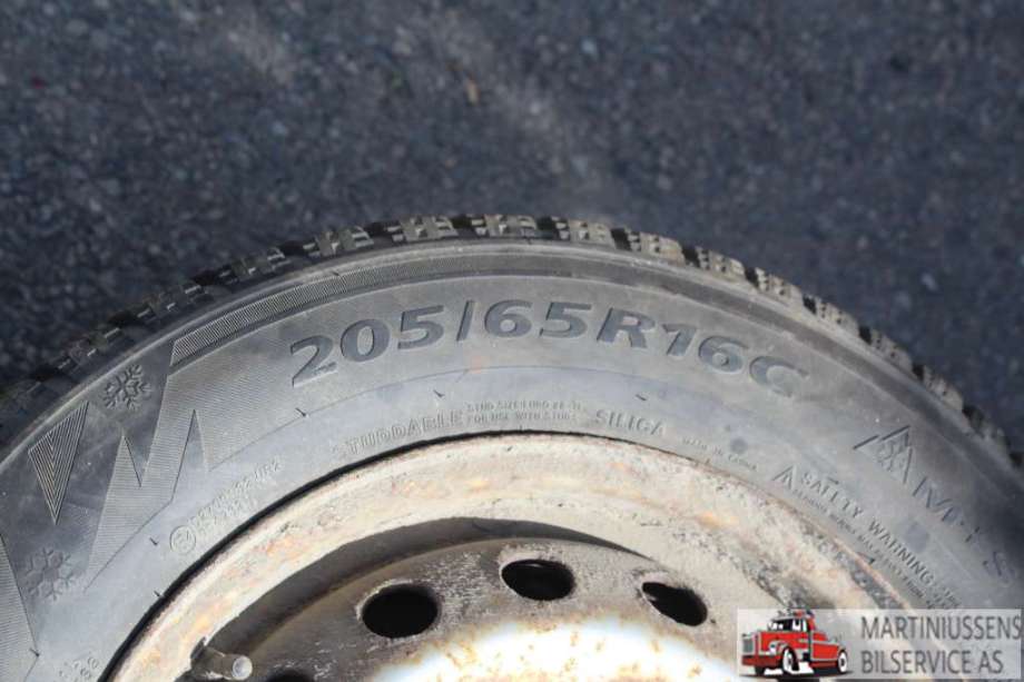 Dekk til Annet Dekk vinter pigg 0-->>  (ICESTAR IS37|205/65R16 - 7MM|LANDSAIL)