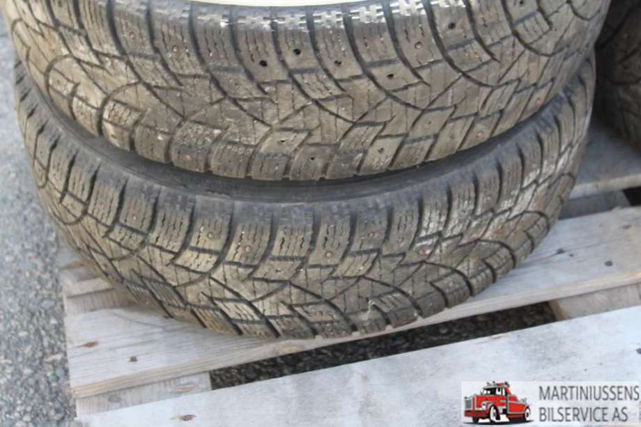 Dekk til Annet Dekk vinter pigg 0-->>  (ICESTAR IS37|205/65R16 - 7MM|LANDSAIL)