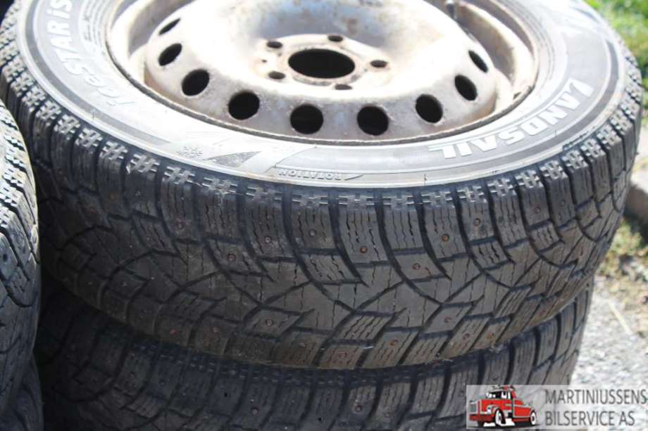 Dekk til Annet Dekk vinter pigg 0-->>  (ICESTAR IS37|205/65R16 - 7MM|LANDSAIL)