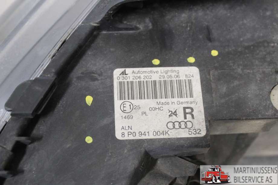 Frontlykt høyre halogen til Audi A3 2003-2008 (Type II, Fase 1) (AUDI|8 P0 941 004K|)
