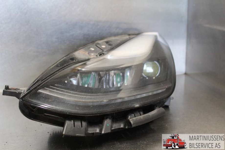Frontlykt venstre halogen til Tesla Model 3 2018-2023 (Fase 1) (TESLA||1514952-00-C)