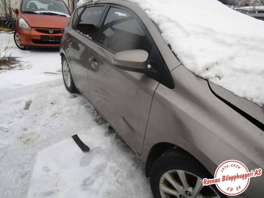 Toyota Auris 2013-2015 (Type II, Fase 1) , Motorkode: 1ND-TV, Girkassekode: