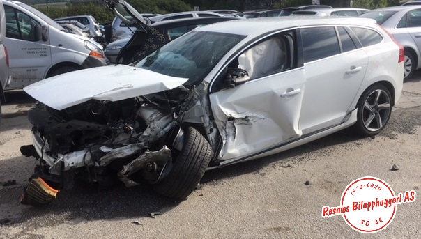 Volvo V60 2010-2013 (Type I, Fase 1) , Motorkode: B4164T3, Girkassekode: 