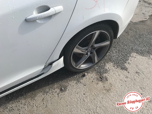 Volvo V60 2010-2013 (Type I, Fase 1) , Motorkode: B4164T3, Girkassekode: 