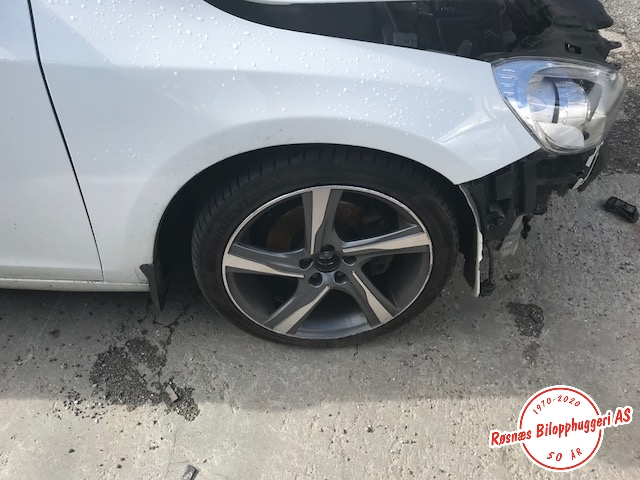 Volvo V60 2010-2013 (Type I, Fase 1) , Motorkode: B4164T3, Girkassekode: 