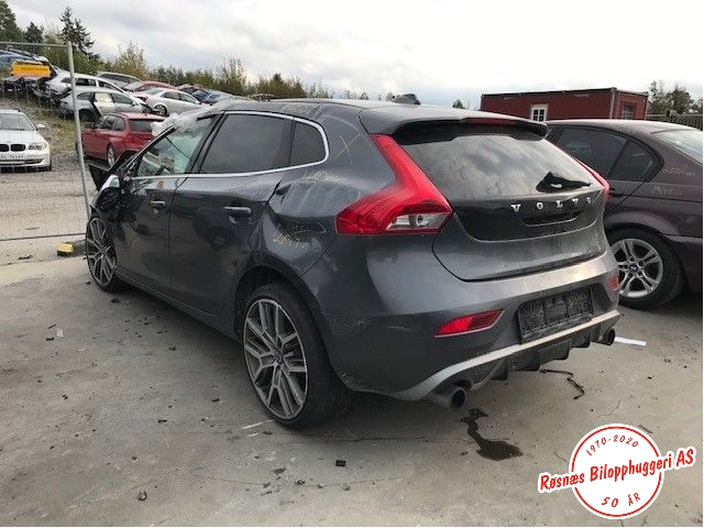 Volvo V40 2012-2019 , Motorkode: D4162T, Girkassekode: 1285228