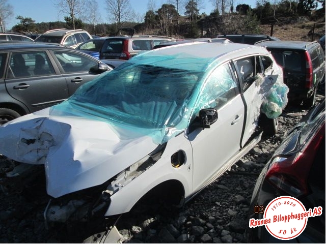 Volvo V60/V60 CC 2013-2018 (Type I, Fase 2) , Motorkode: D5244T17, Girkassekode: