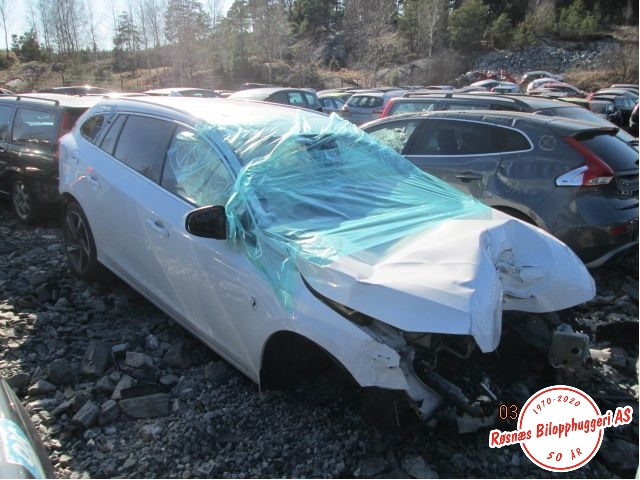 Volvo V60/V60 CC 2013-2018 (Type I, Fase 2) , Motorkode: D5244T17, Girkassekode: