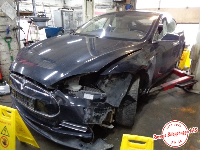 Tesla Model S 2013-2016 (Fase 1) , Motorkode: L1S, Girkassekode: 