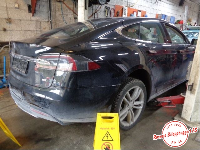 Tesla Model S 2013-2016 (Fase 1) , Motorkode: L1S, Girkassekode: 