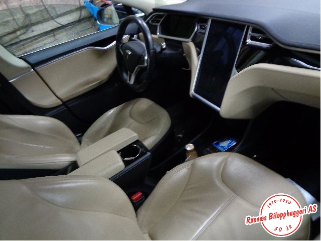 Tesla Model S 2013-2016 (Fase 1) , Motorkode: L1S, Girkassekode: 