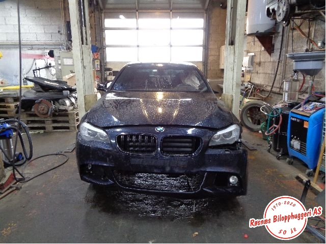 BMW 5-Serie 2010-2017 (F10/F11) (F10/F11), Motorkode: N57-D30A, Girkassekode: 24 00 7 644 624