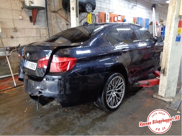 BMW 5-Serie 2010-2017 (F10/F11) (F10/F11), Motorkode: N57-D30A, Girkassekode: 24 00 7 644 624