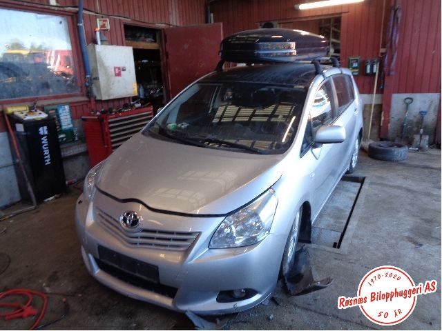 Toyota Verso 2009-2016 (Type III) , Motorkode: 1AD-FTV, Girkassekode: 
