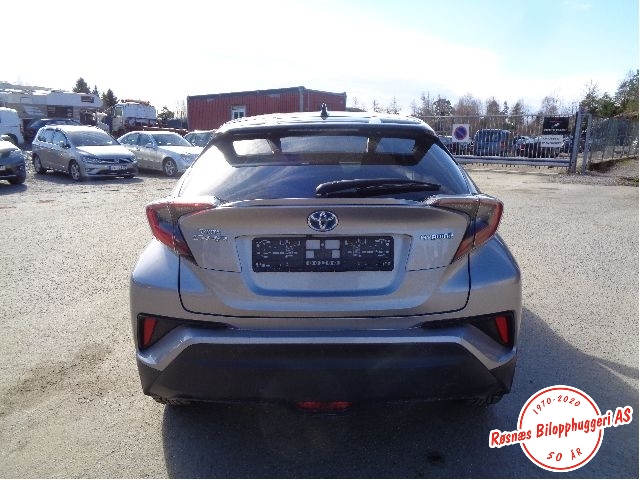 Toyota C-HR 2016-->> , Motorkode: 2ZR-FXE, Girkassekode: