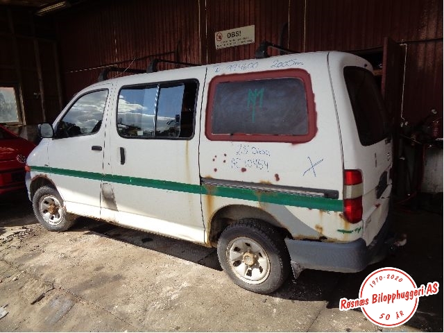 Toyota Hiace 2001-2006 (Fase 2) , Motorkode: 2KD-FTV, Girkassekode: