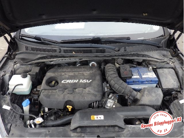 Hyundai i40 2012-2017 , Motorkode: D4FD, Girkassekode: 