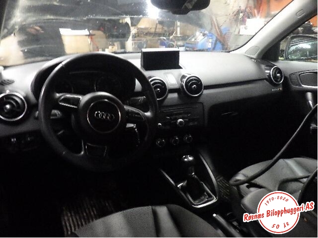 Audi A1 2010-2014 (Type I, Fase 1) , Motorkode: CBZA, Girkassekode: LGQ