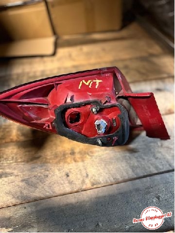 Baklykt høyre til Mazda 3 2003-2005 (Type I, Fase 1)  (MAZDA|)