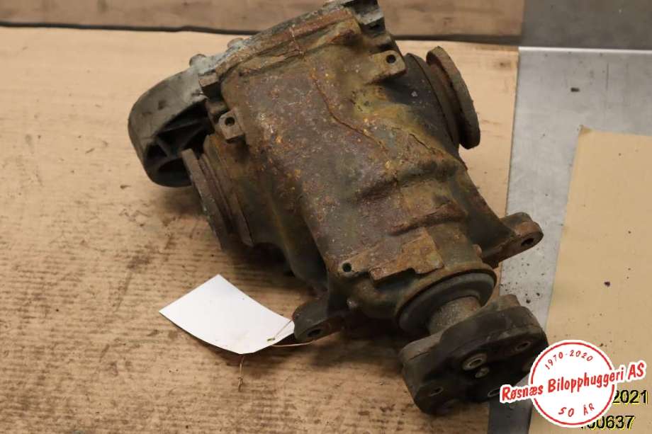 Kardang klokke bak til BMW 3-Serie 2005-2011 (E90/E91/E92/E93) (E90/E91/E92/E93) (BMW|33 10 7 566 170|)