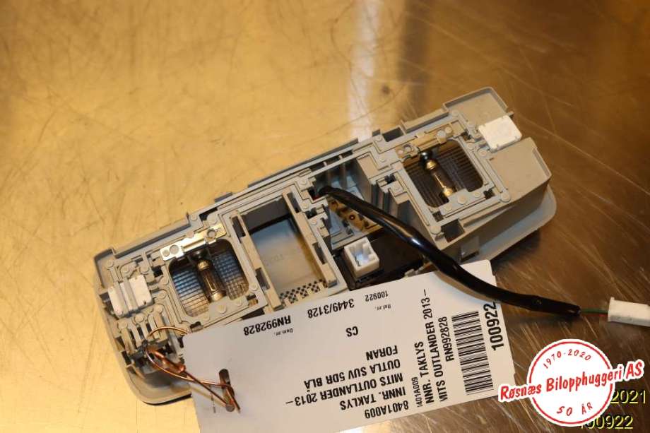 Taklyspanel til Mitsubishi Outlander 2012-2015 (Type III, Fase 1)  (MITSUBISHI|8401A009|)