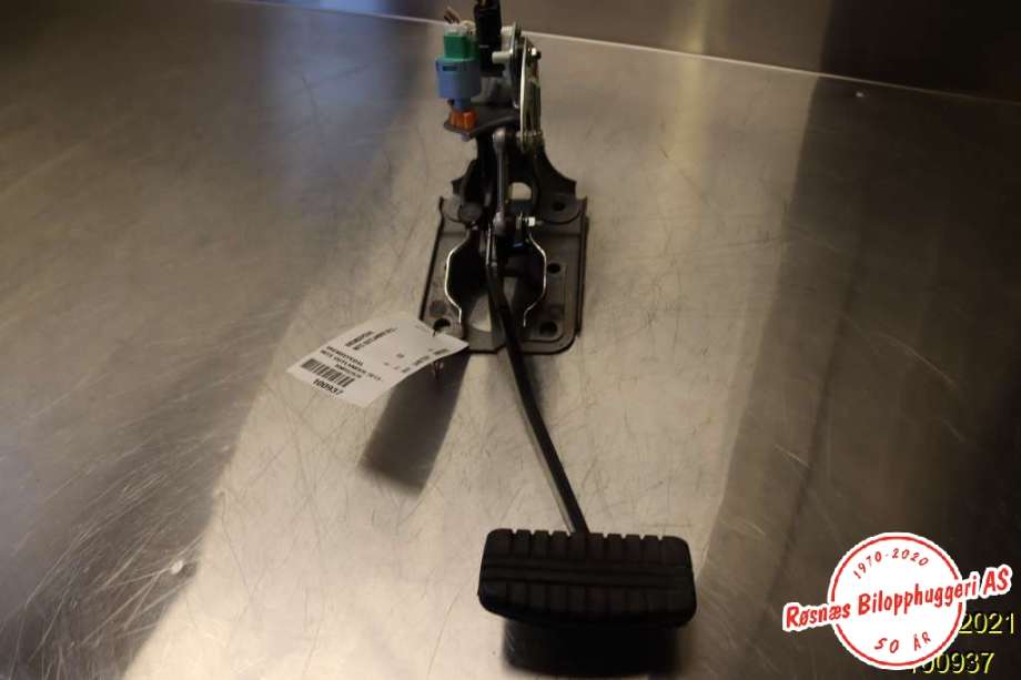 Pedal gass/brems/clutch til Mitsubishi Outlander 2012-2015 (Type III, Fase 1)  (MITSUBISHI|)