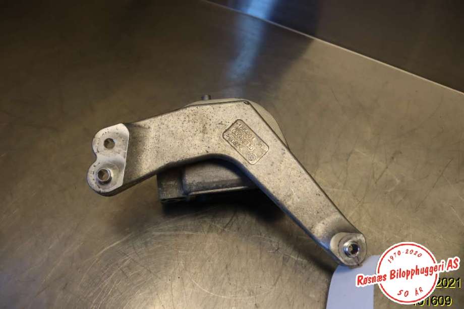 Motorfeste til Audi A3 2016-2020 (Type III, Fase 2)  (AUDI|5Q0 199 262 S|)