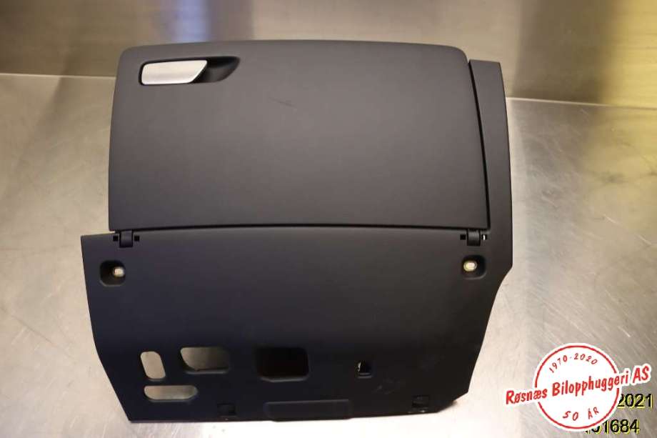 Hanskerom til Audi A3, 2016-2020 (Type III, Fase 2) (AUDI|8V1.857.035-D)