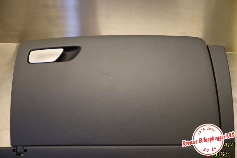 Hanskerom til Audi A3 2016-2020 (Type III, Fase 2)  (AUDI|8V1.857.035-D|)