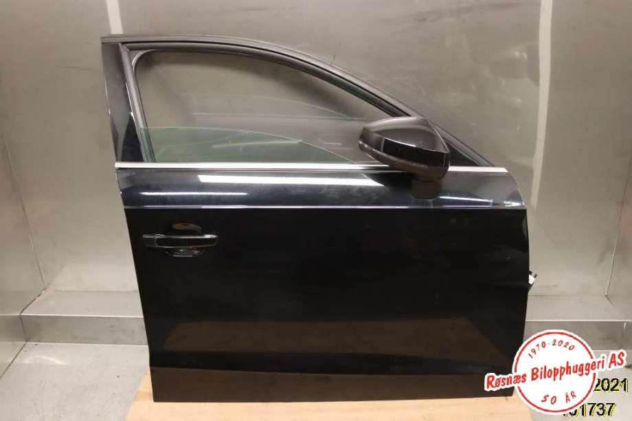 Dør høyre foran til Audi A3, 2016-2020 (Type III, Fase 2) (AUDI|)