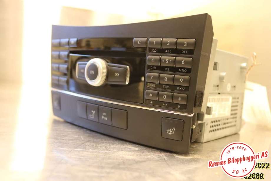 Bilstereo navigasjon til Mercedes E-Klasse 2009-2013 (Fase 1) (W212) (W212) (MERCEDES|A 212 906 56 00|)