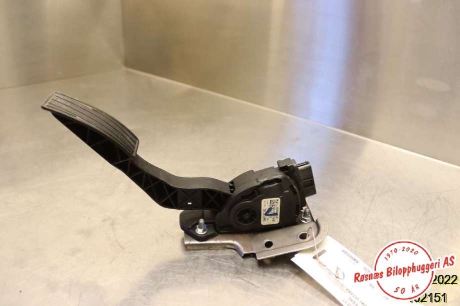 Pedal gass til Suzuki Vitara 2015-->> (Type IV)  (SUZUKI|49400-8L51|)
