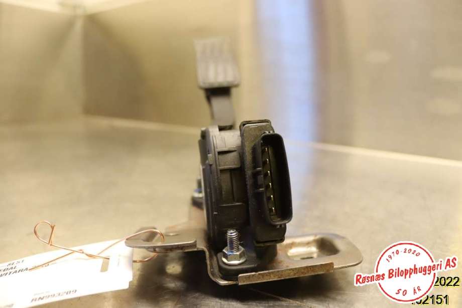 Pedal gass til Suzuki Vitara 2015-->> (Type IV)  (SUZUKI|49400-8L51|)