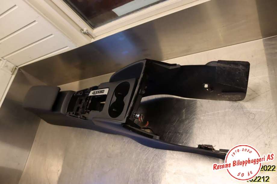 Sete armlene lokk til Audi A3, 2016-2020 (Type III, Fase 2) (AUDI|)